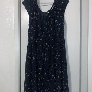 Dress LC Lauren Conrad Floral print pleated neckline